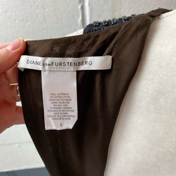 Diane von Furstenberg Cocktail Top Size 6 Black - Picture 6 of 6